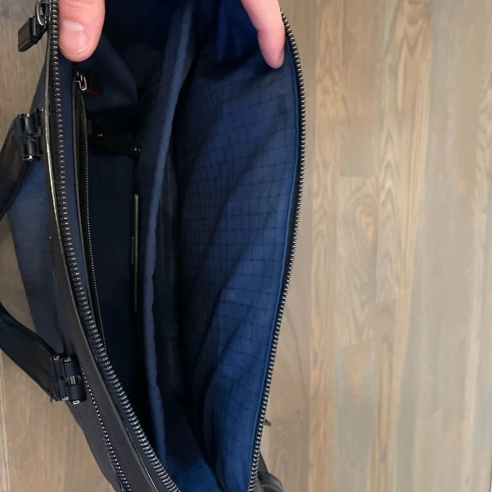 Tumi Black Ashton Colins Brief